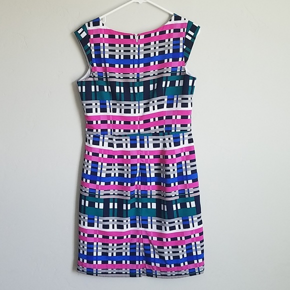 Patterned Dress - Picture 2 of 2